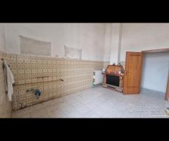 Colleferro al primo piano, con tinello e terreno - 12