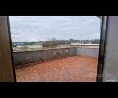 Colleferro al primo piano, con tinello e terreno - 17