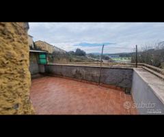 Colleferro al primo piano, con tinello e terreno - 18