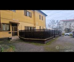 Colleferro al primo piano, con tinello e terreno - 22