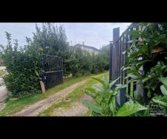 Cave, un piano terra con giardino, cantina - 22