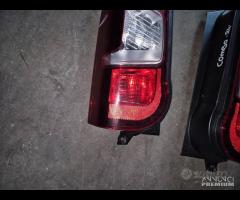 Stop - Fari Posteriori Per Opel Combo - Doblò 202