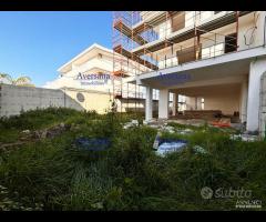 Villa Capofila con ampio giardino