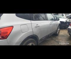 Ricambi Nissan Qashqai 1.5 D del 2009 motore K9K - 19