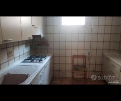 Castelvetrano intero stabile con 2 app + garage - 22