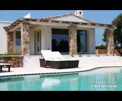 Villa con Piscina