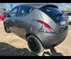 LANCIA YPSILON GOLD TAGLIANDI FINANZIAMENTO