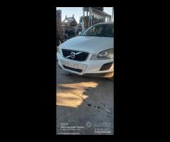 volvo cx60 2.4 td 4x4 del 2012