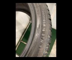 205 45 R16 87H 2 GOMME KUMHO INVERNALI