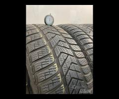 235 55 R17 99H 4 GOMME PIRELLI INVERNALE