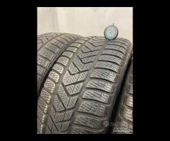235 55 R17 99H 4 GOMME PIRELLI INVERNALE