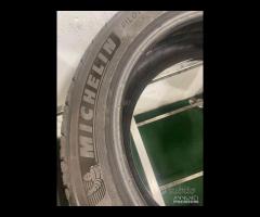 235 50 R18 101V 2 GOMME MICHJELIN INVERNALE