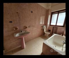 Appartamento 4 vani e acc via Aldo Moro - 12