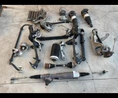 Vari Ricambi Di Meccanica Per Audi RS6 2015