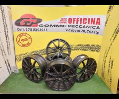 4 Cerchi Lega 18 pollici Mercedes Originali