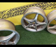 4 Cerchi Lega Toyota 600x16 ET40 pcd 5x100 cb54