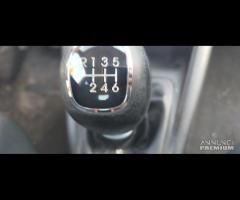 Ricambi Kia Venga 1.4 D del 2011 - 7