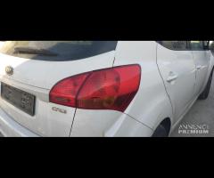 Ricambi Kia Venga 1.4 D del 2011 - 11