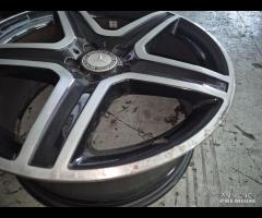 Cerchio In Lega Da 19" AMG Per Mercedes CLA - GLA