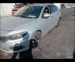 Fiat Tipo 2015 1.6TD 55260384 Demolita - Ricambi