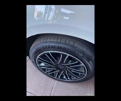 Lancia Ypsilon 1.0 FireFly 5 porte S&S Hybryd Gold