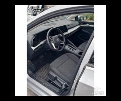 Volkswagen Golf 8 2023 Ricambi Parte anteriore