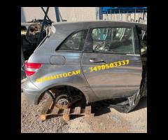 Ricambi Mercedes Classe B 2011 Portiere complete