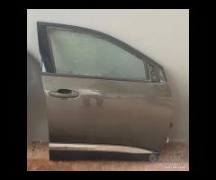 Ricambi Peugeot 3008 2017 Portiere complete