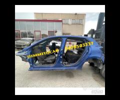 Renault Clio Hybrid 2021 Scocca per tagliate