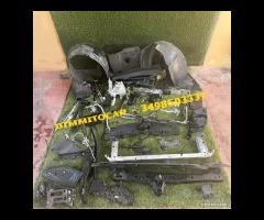 Toyota Avensis 2013 Ricambi parte anteriore
