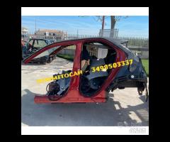 Toyota Aygo 2024 Scocca per tagliate