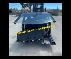 Dacia Sandero Stepway 2024 Scocca per tagliate
