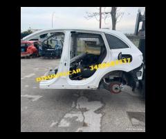 Mercedes Classe B 2019 Scocca per tagliate