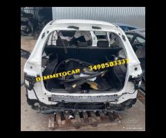 Mercedes Classe B 2019 Scocca per tagliate