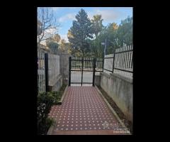 7 vani p. rialzato zona p.za Duomo Partinico 47/25