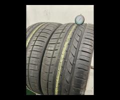 215 40 R17 87Y 2 GOMME KUMHO ESTIVI