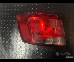 STOP FANALE POSTERIORE ORIGINALE SEAT ARONA