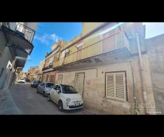 Castelvetrano casa ind. con 2 app