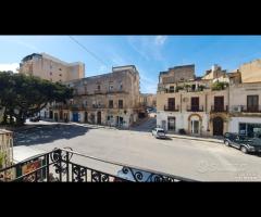 Castelvetrano APP. piano 1 Piazza Matteotti - 15