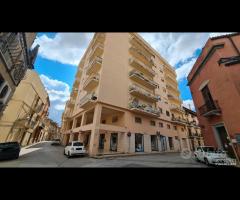 Castelvetrano app. piano 5 in centro