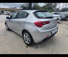 Alfa Romeo Giulietta 1.6 JTDm-2 105 CV Distinctive