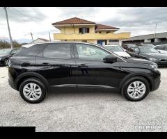 PEUGEOT 3008 1.2 PURE TECH NAVI-AUTOMATICA - 25