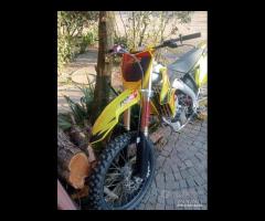 Suzuki RMZ 250 2015 - 23