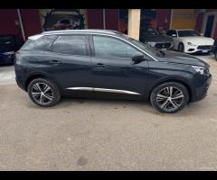 Peugeot 3008 BlueHDi 130 S&S EAT8 Allure Retrocame