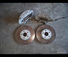 Kit Freni Anteriori 4 Pot Per Mercedes C W205
