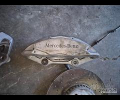 Kit Freni Anteriori 4 Pot Per Mercedes C W205