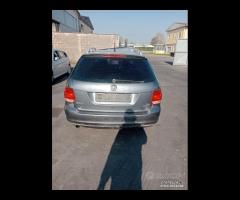 Volkswagen Golf 6 Variant 1.6TDI 2010 Per Ricambi