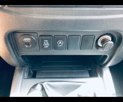 Mitsubishi L200 2.3 D CABINA ESTESA 4x4 Super Se - 8