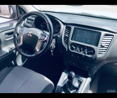 Mitsubishi L200 2.3 D CABINA ESTESA 4x4 Super Se - 16