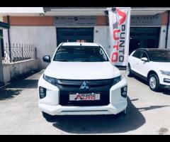 Mitsubishi L200 2.3 D CABINA ESTESA 4x4 Super Se - 20